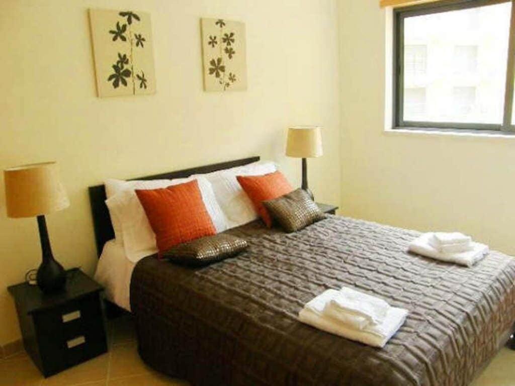 Luxury Two Br Pool View Beach Side Apartment At Algarve'S Longest Beach Armacao de Pera Luaran gambar