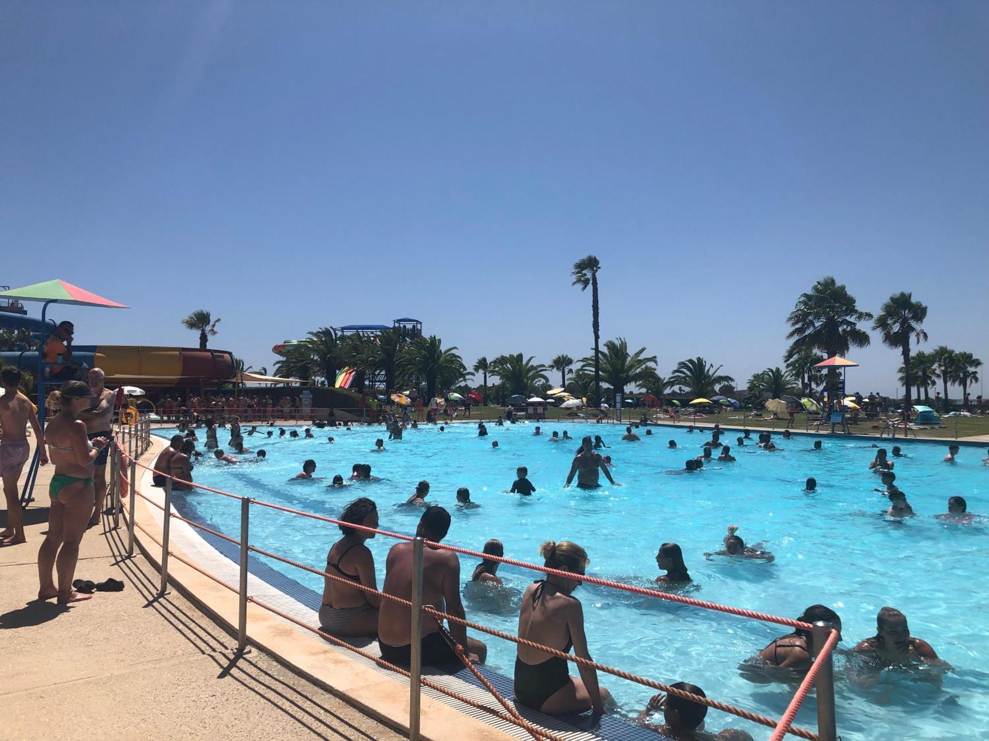 Luxury Two Br Pool View Beach Side Apartment At Algarve'S Longest Beach Armacao de Pera Luaran gambar